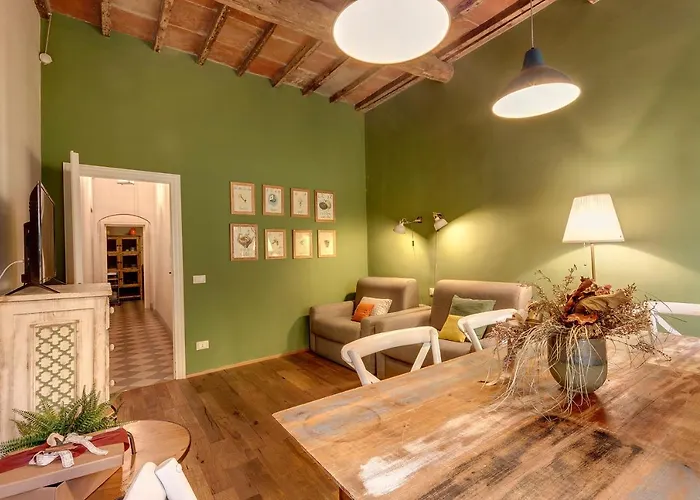 Gm Apartment By Mamo Florence